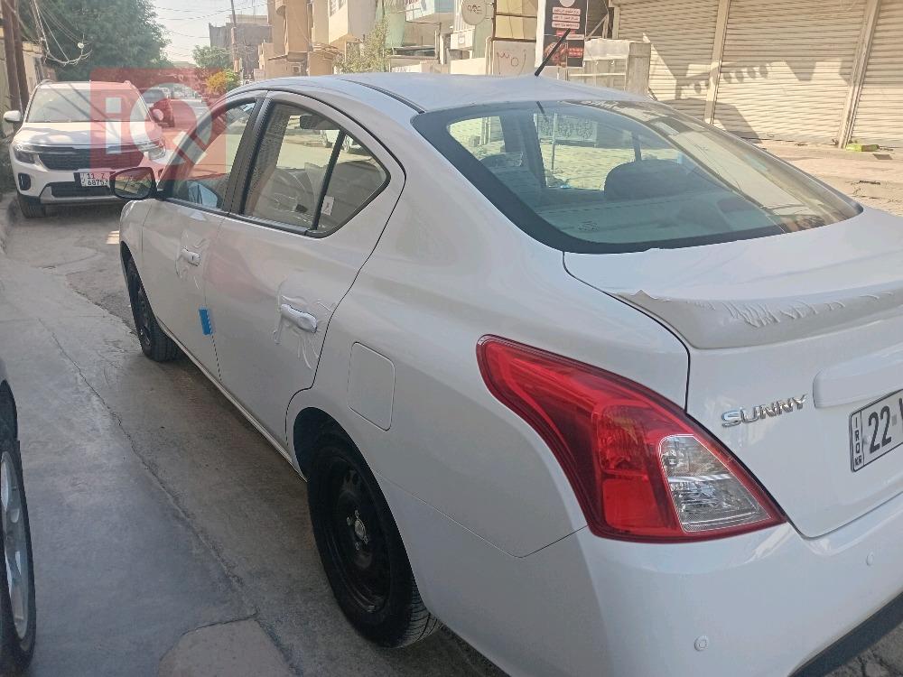 نيسان صني